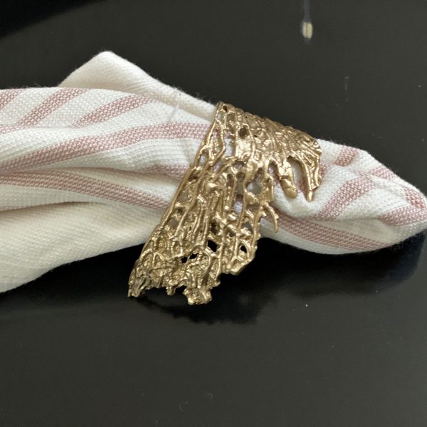Tiara Piece Napkin Ring Holder - Image 4